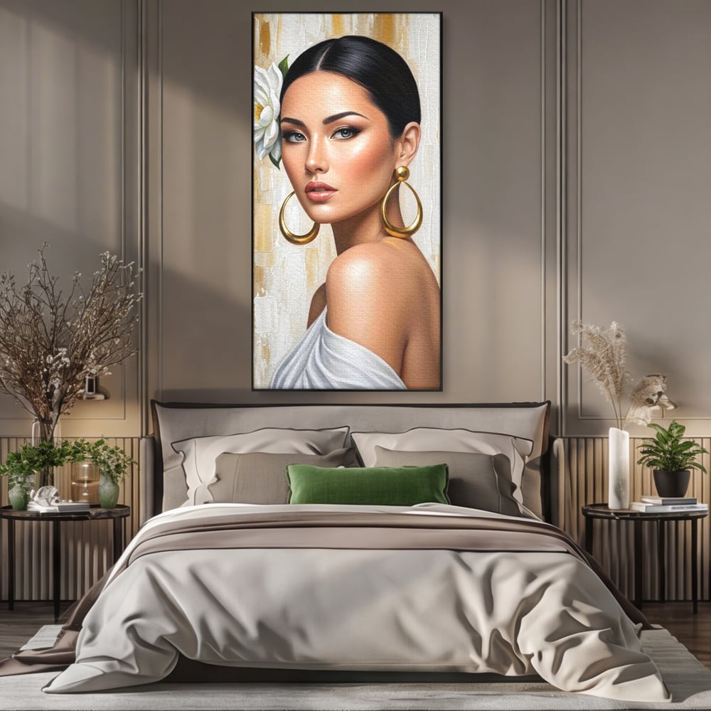 Tablou canvas cu tablou canvas cu portret de femeie, in rama de aluminiu negru, pe perete intr-un dormitor